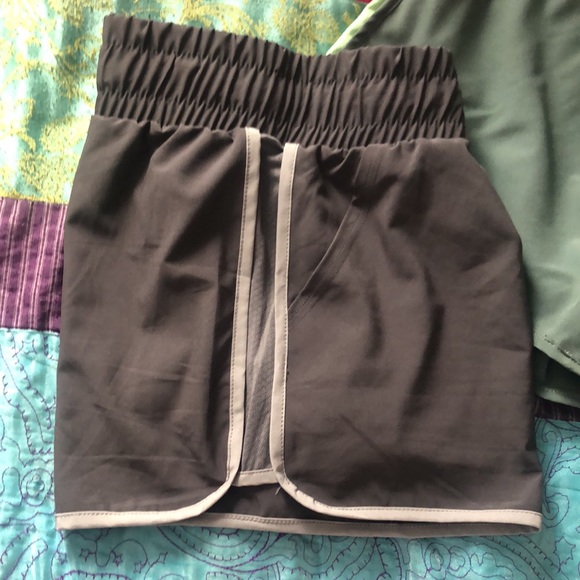 Reebok shorts - Picture 7 of 8